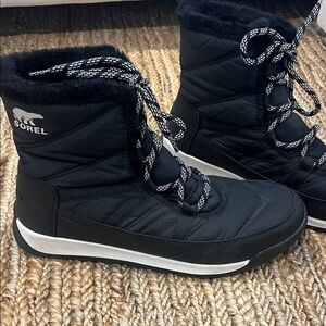 Sorel Women's Black and White Winter Boots